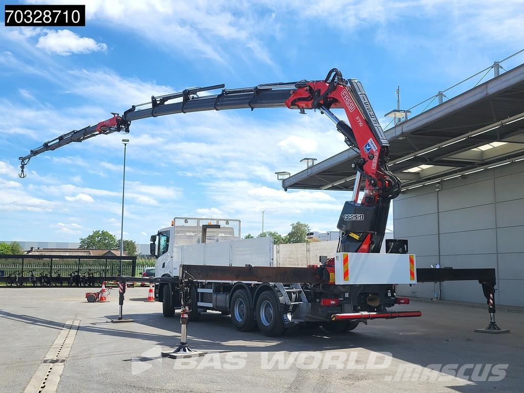 Scania G450 8X4 FASSI F710RA.2.25 Crane kran + Jib 5+6 Fu Camiones de cama baja
