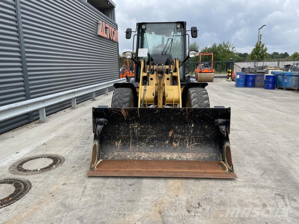 CAT 908M Φορτωτές με λάστιχα (Τροχοφόροι)