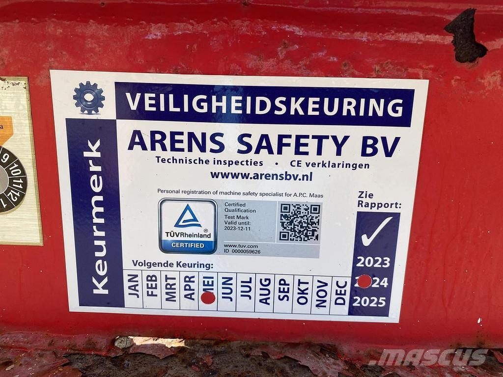 JLG 260MRT, Schaar hoogwerker, 10 meter Muut henkilönosturit