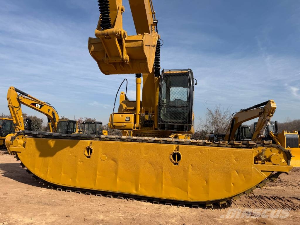CAT 320C Amphibienbagger