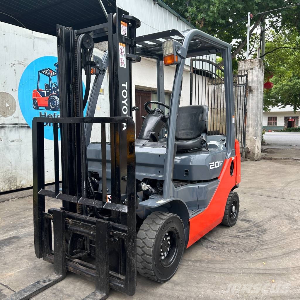 Toyota 8FDN20 柴油卡車