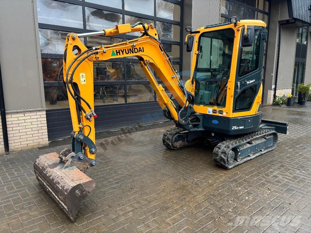Hyundai Robex 25 Z-9 AK Mini excavators < 7t (Mini diggers)