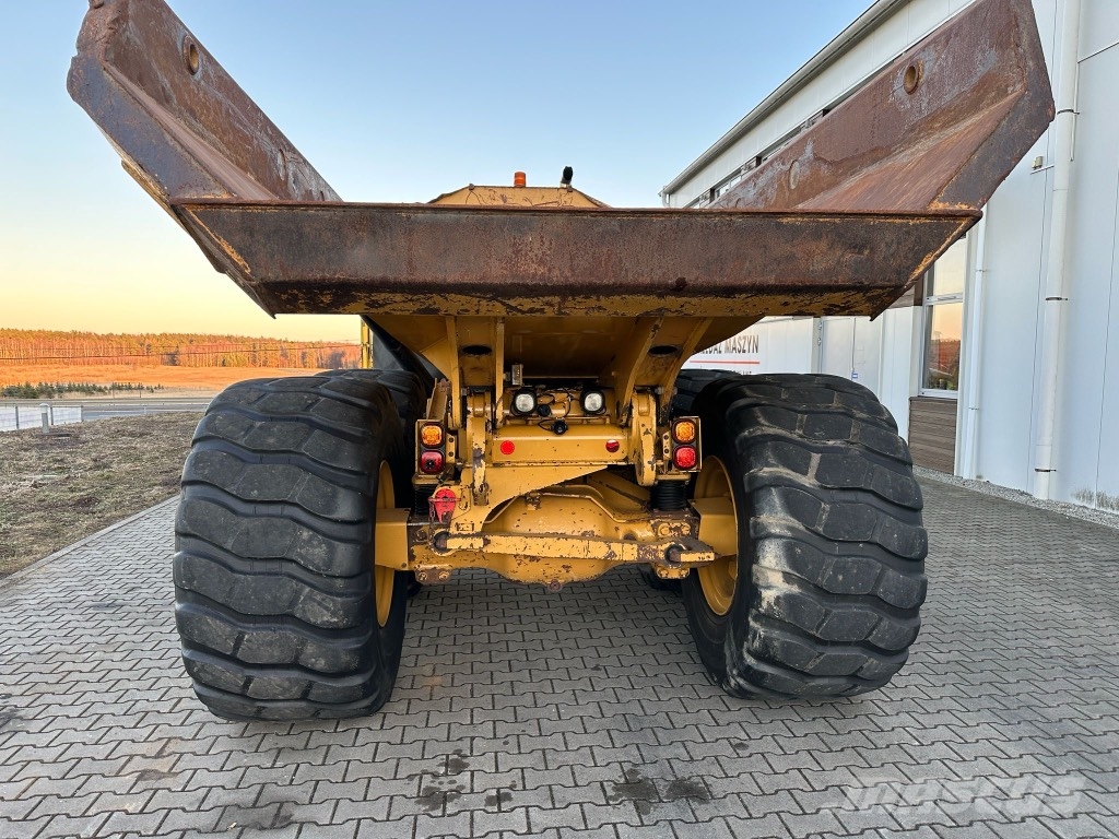 CAT VOLVO BELL 730 Dumper - Knickgelenk