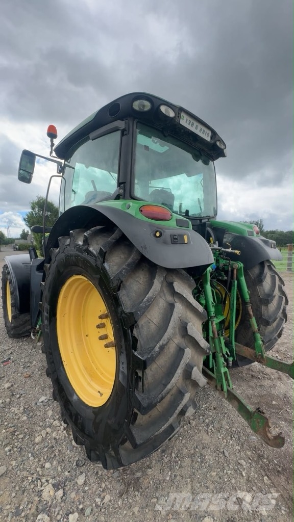 John Deere 6150 R الجرارات