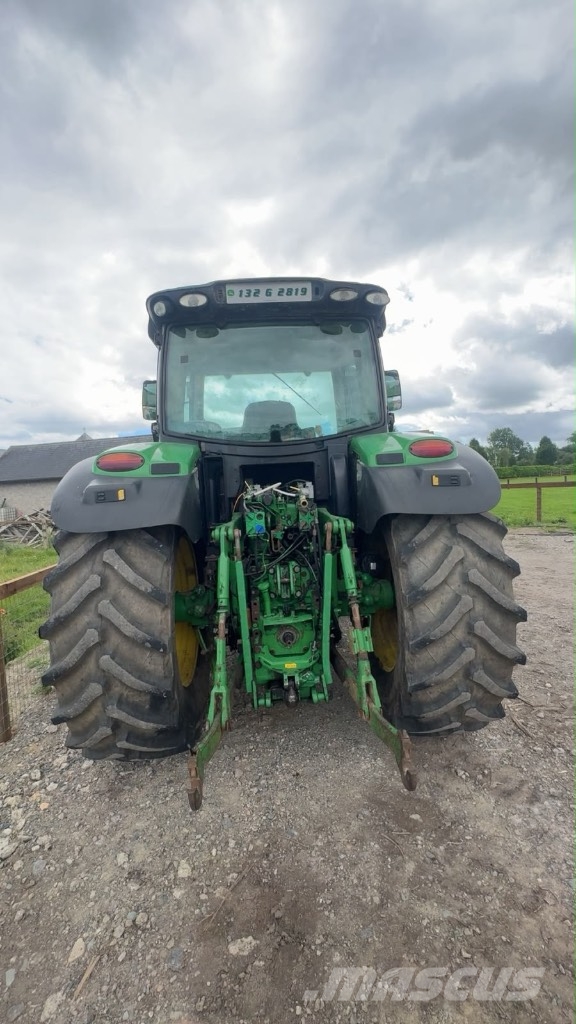 John Deere 6150 R الجرارات