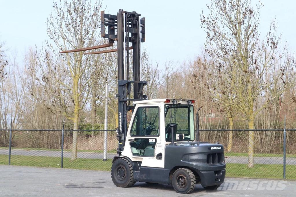 Doosan D55C-5 | 5500 KG | SIDESHIFT | POSITIONERS Diiseltõstukid