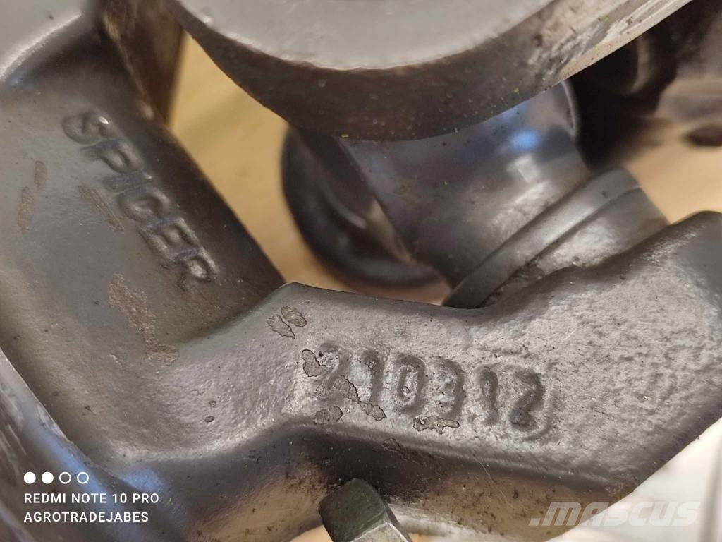 Manitou MT732 Cardan shaft Mosty, wały i osie