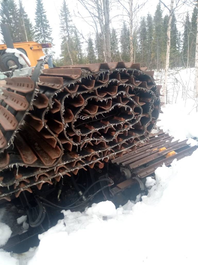 Prinoth/Pisten bully Everest Tracks, chains and undercarriage
