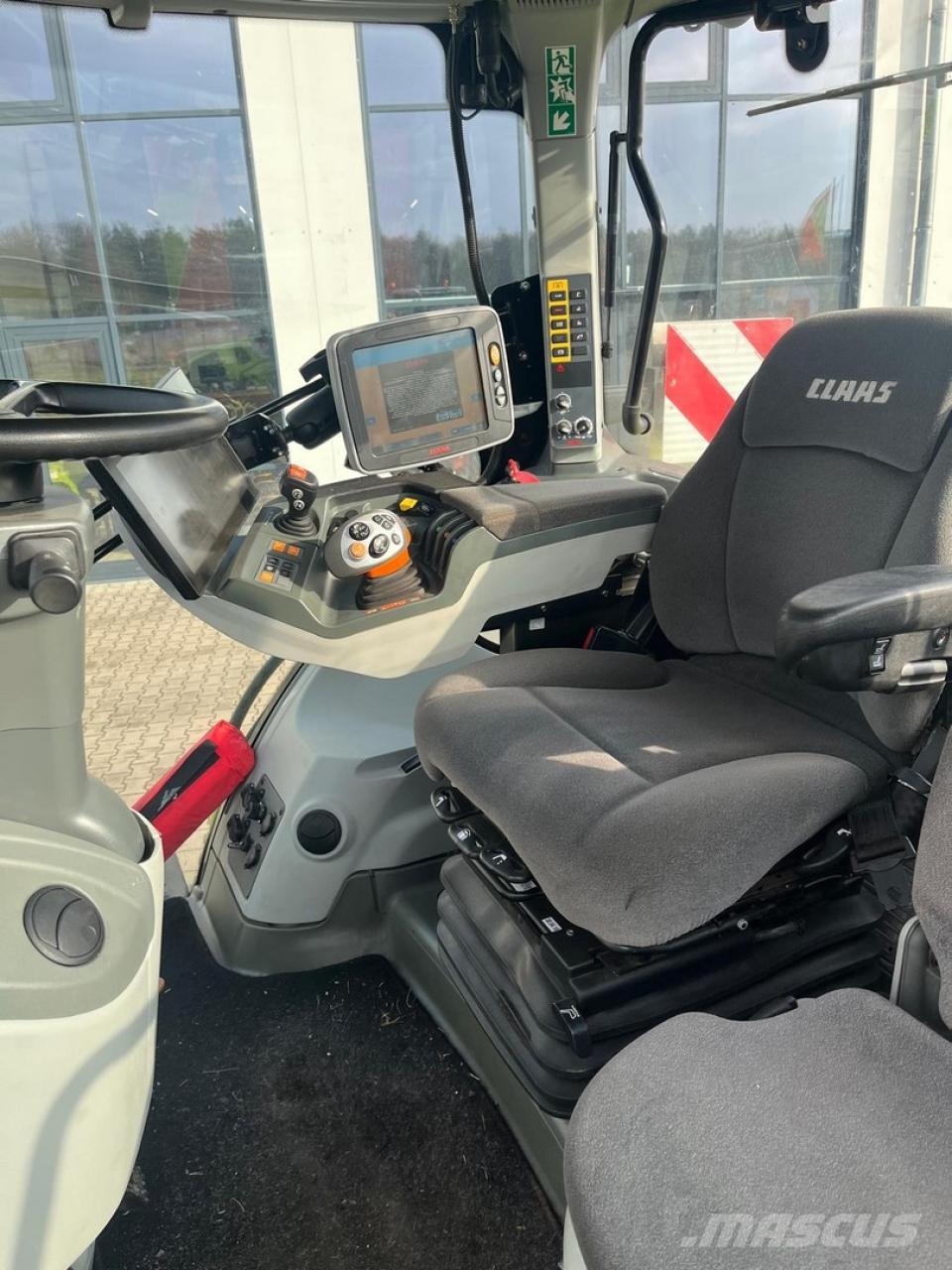 CLAAS Axion 810 Cebis Hexashift 트랙터