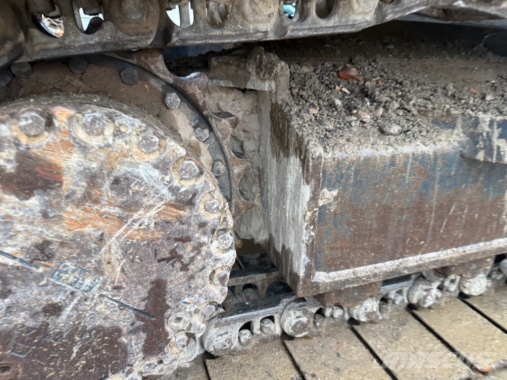 Komatsu PC 240 NLC Εκσκαφείς με ερπύστριες