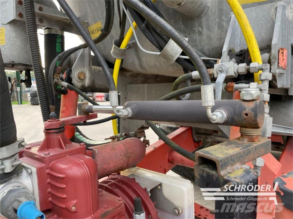 Briri VTTW 18000 | BOMECH FARMER 15 Sivi gübre ve ilaç tankerleri