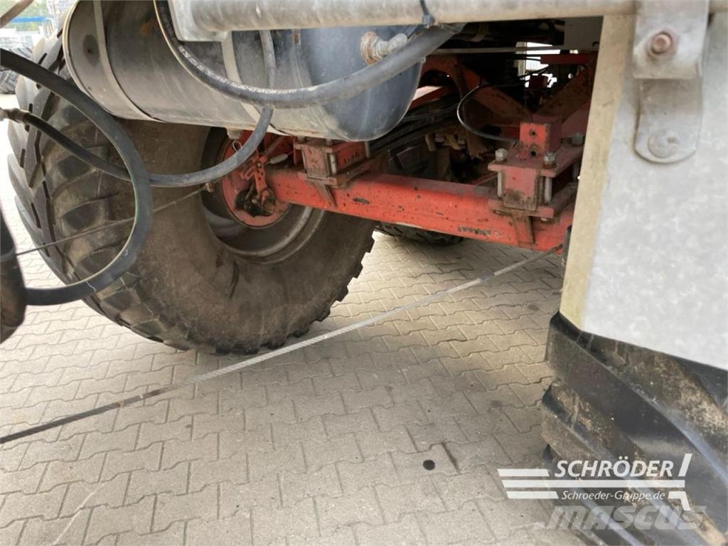 Briri VTTW 18000 | BOMECH FARMER 15 Sivi gübre ve ilaç tankerleri