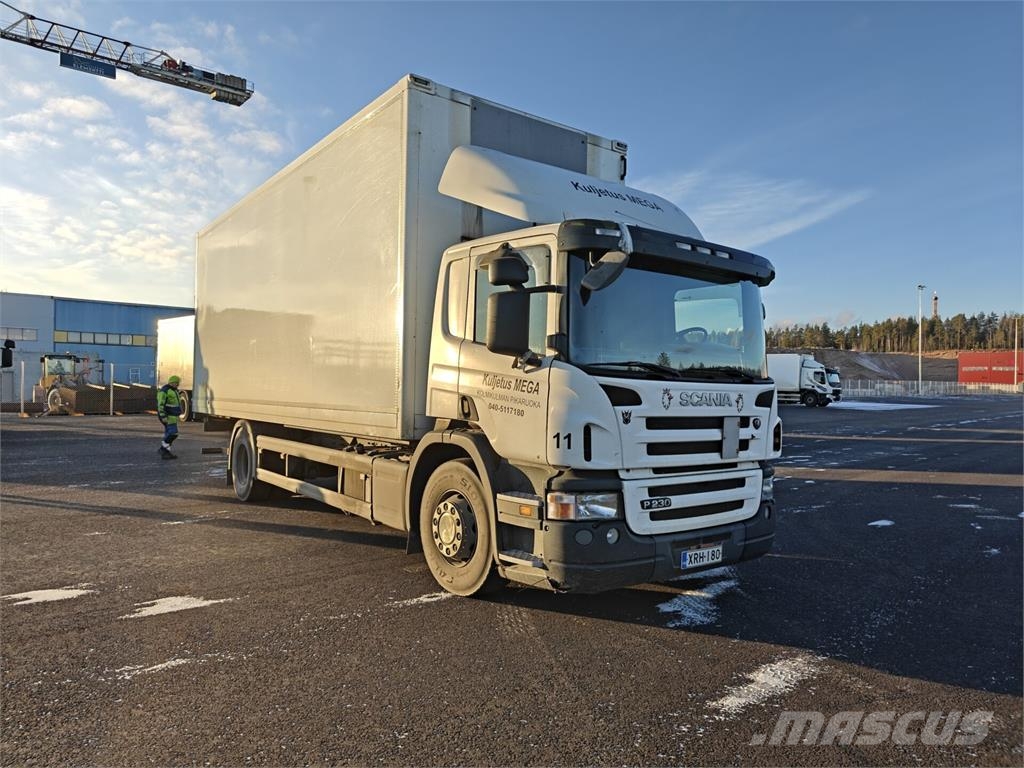 Scania P 230 탑차 트럭