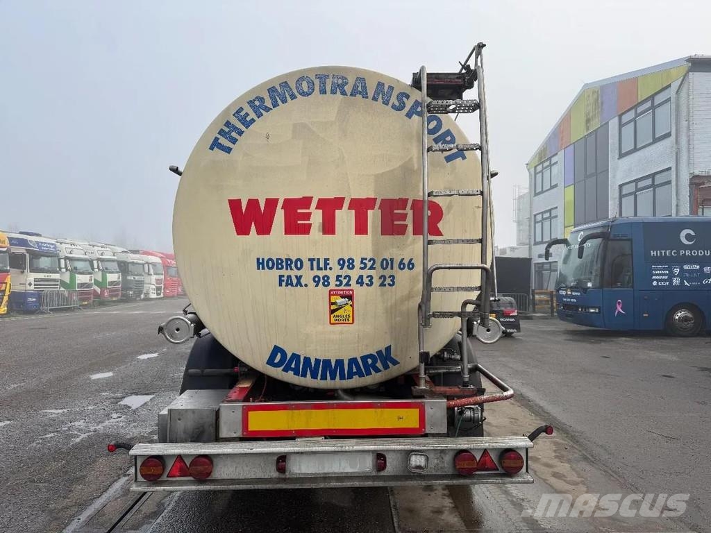 Magyar UOPLYST 3 AXLE - BPW - 3 COMPARTIMENTS Semirremolques cisterna