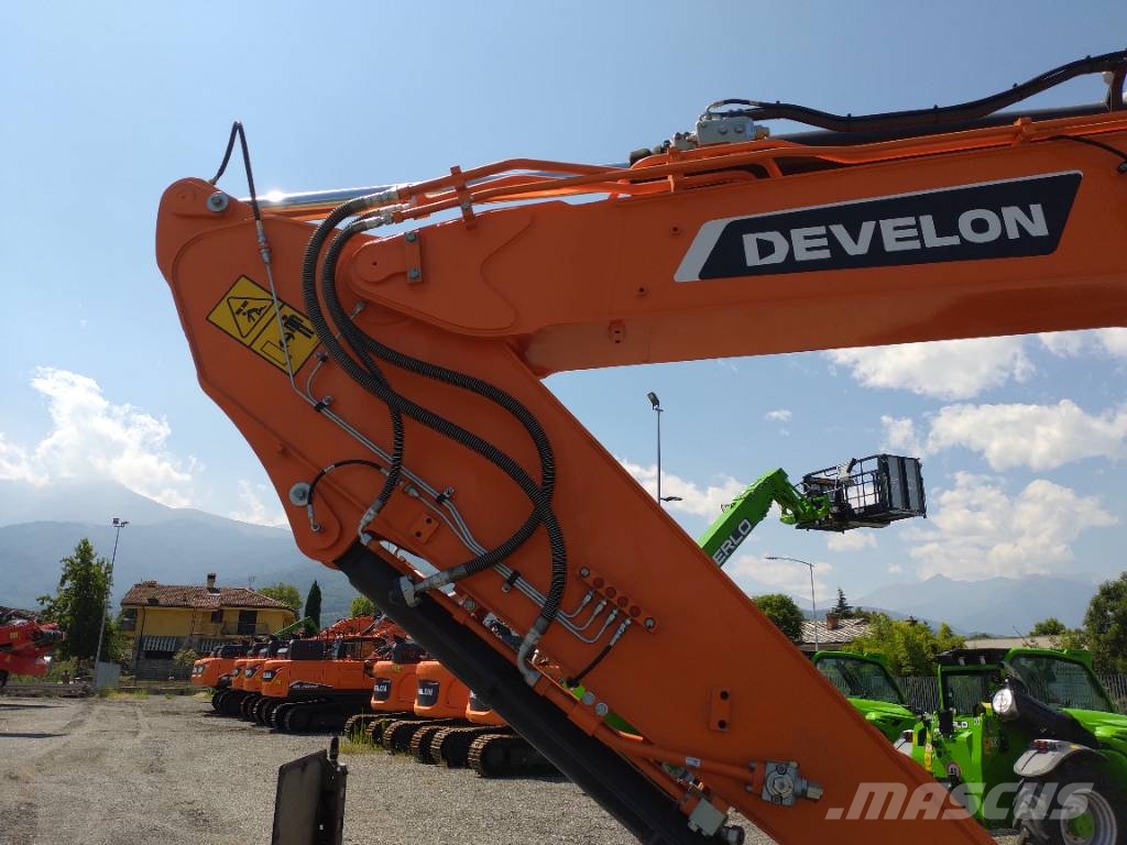 Develon DX 165 WR-7 Wielgraafmachines