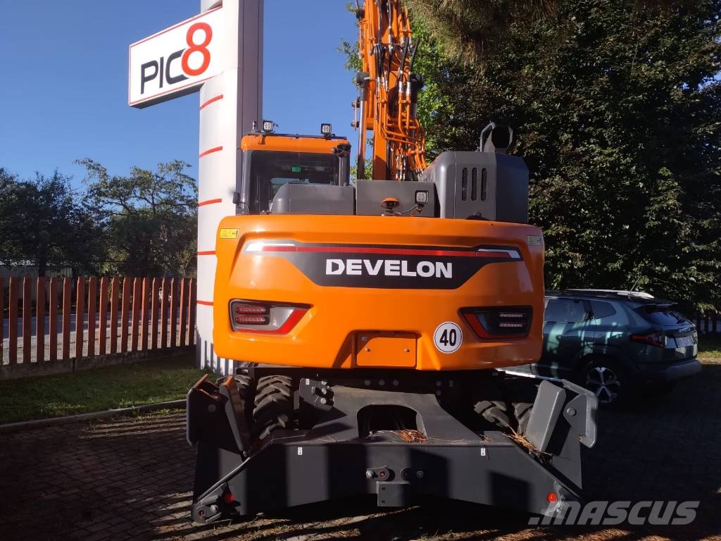 Develon DX 165 WR-7 Wielgraafmachines