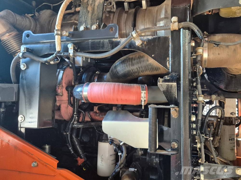 Hitachi ZW 220-7 Iekrāvēji uz riteņiem