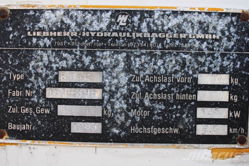 Liebherr R 942 Mašine za zabijanje stubova