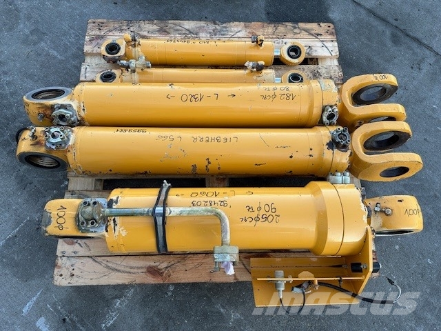 Liebherr L 566 CHYDRAULIKA KOMPLET هيدروليات