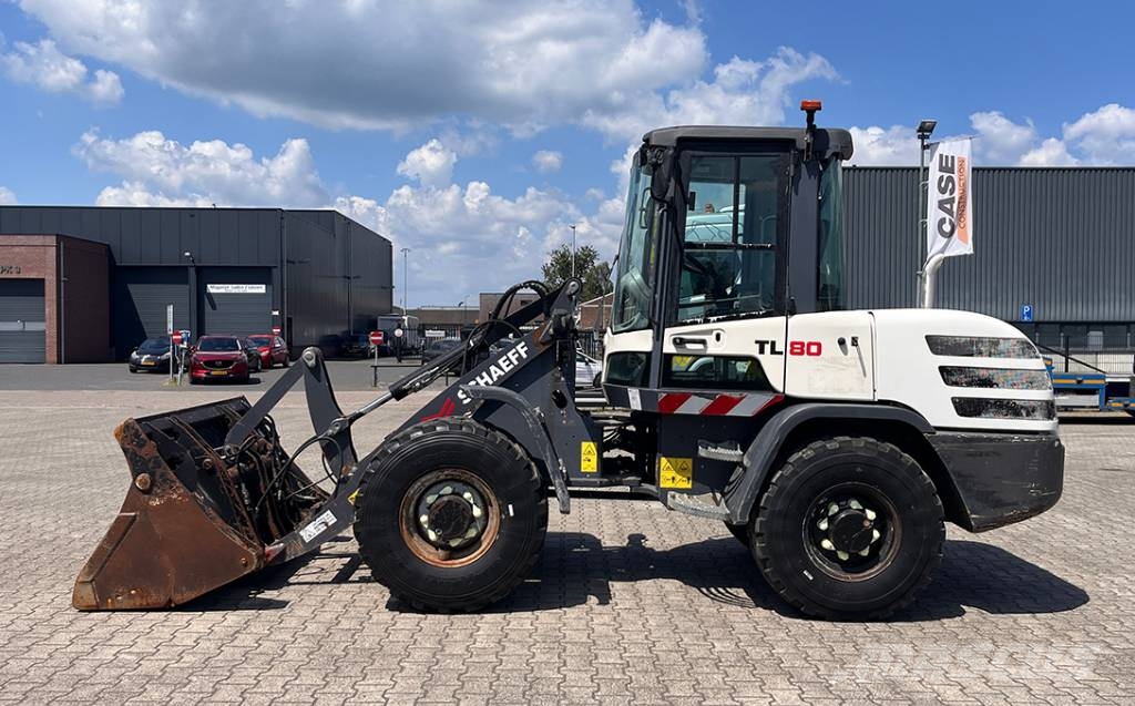 Schaeff TL 80 لوادر بعجل