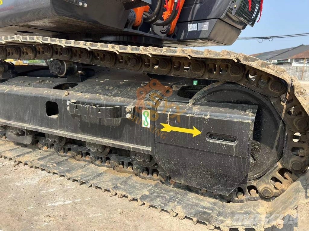 Hitachi ZX 200-3 G Lánctalpas kotrók