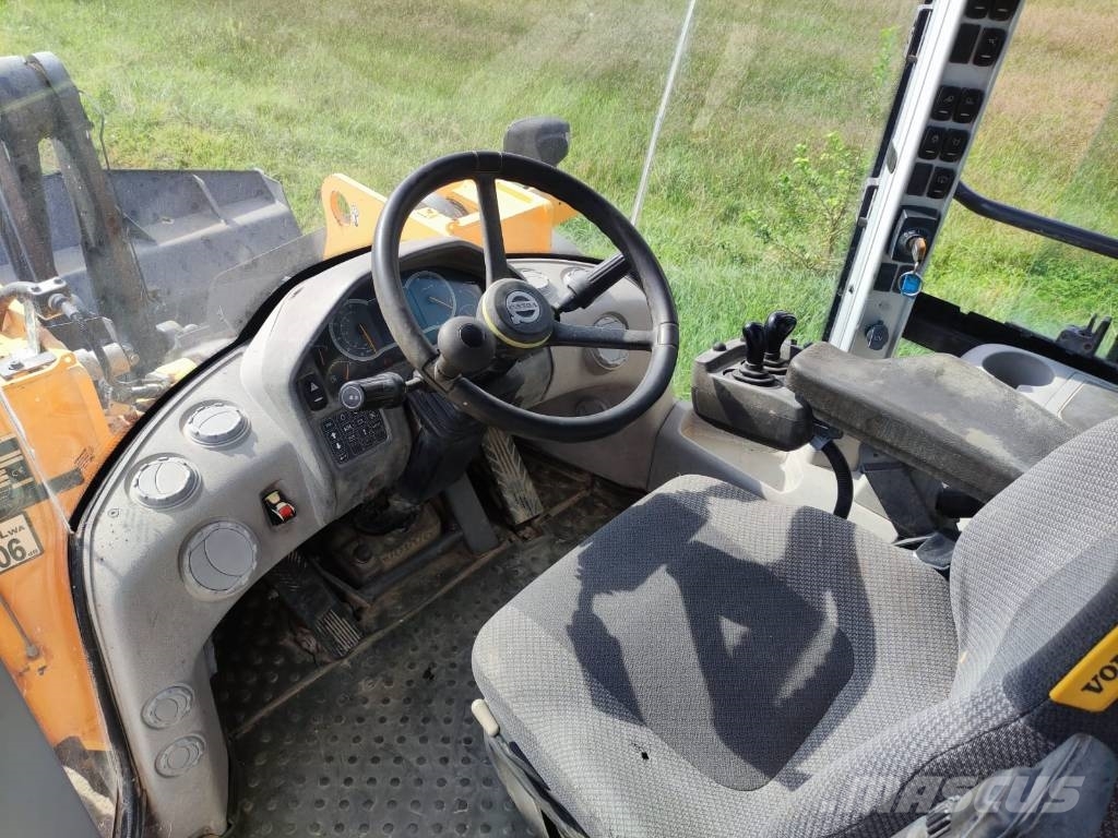 Volvo L 110 H Incarcator pe pneuri