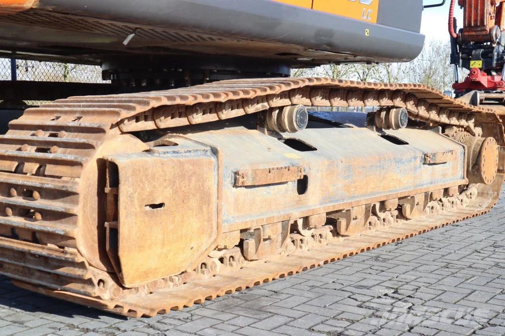 Hitachi ZX300 LC-7 | ROTOTILT | BUCKET Raupenbagger