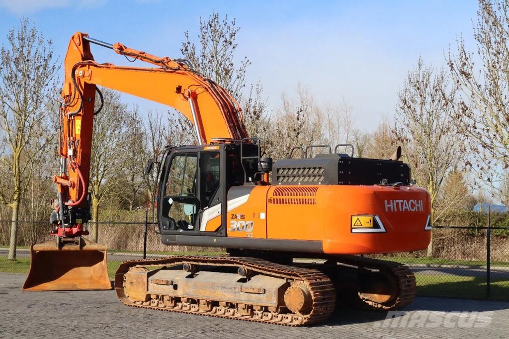 Hitachi ZX300 LC-7 | ROTOTILT | BUCKET Raupenbagger
