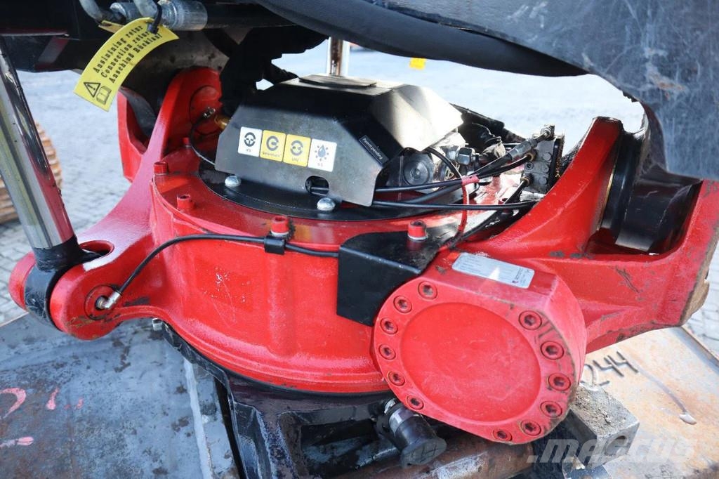 Hitachi ZX300 LC-7 | ROTOTILT | BUCKET Raupenbagger
