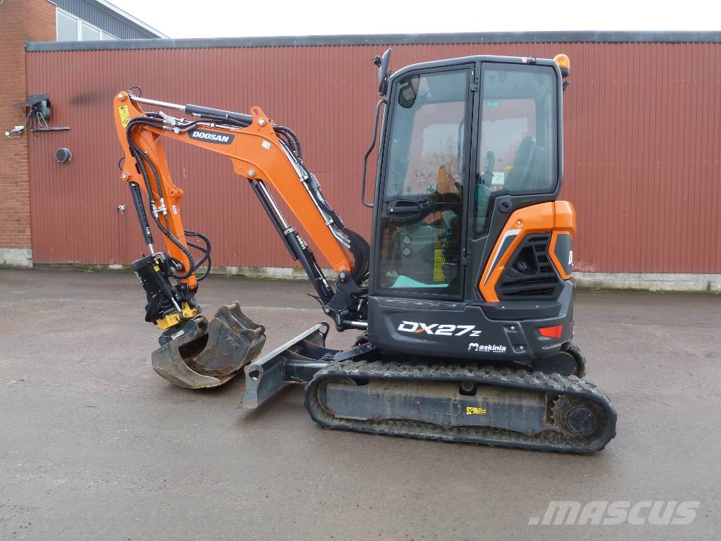Doosan DX27Z / 2,7 ton, Engcon EC204, Centralsmörjning Mini bagri <7t