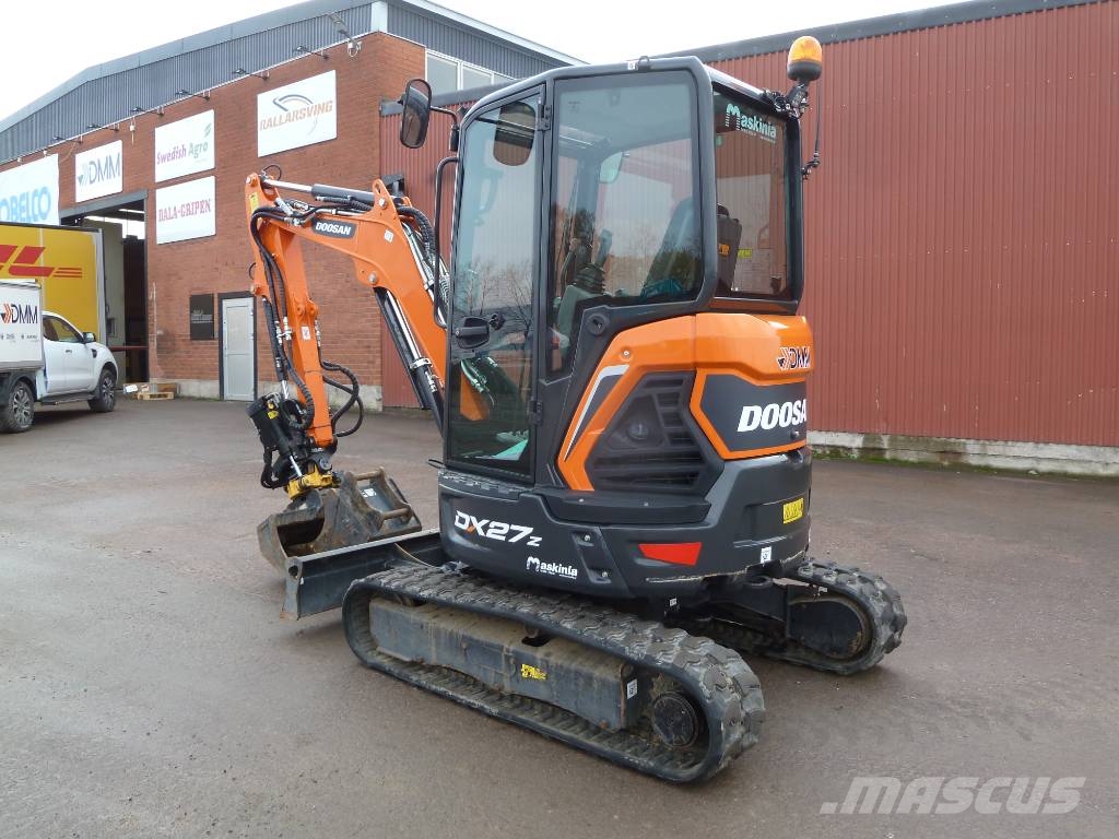 Doosan DX27Z / 2,7 ton, Engcon EC204, Centralsmörjning Mini bagri <7t