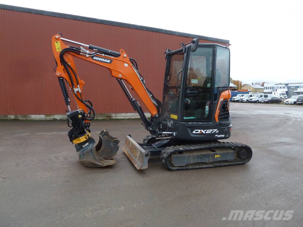 Doosan DX27Z / 2,7 ton, Engcon EC204, Centralsmörjning Mini bagri <7t