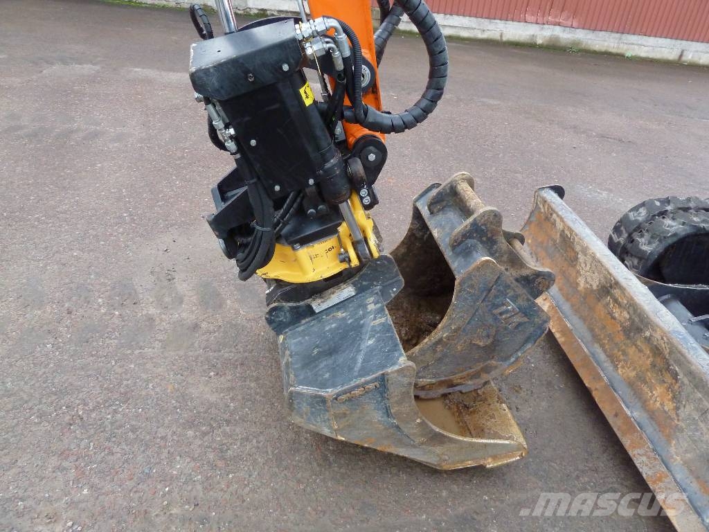 Doosan DX27Z / 2,7 ton, Engcon EC204, Centralsmörjning Mini bagri <7t