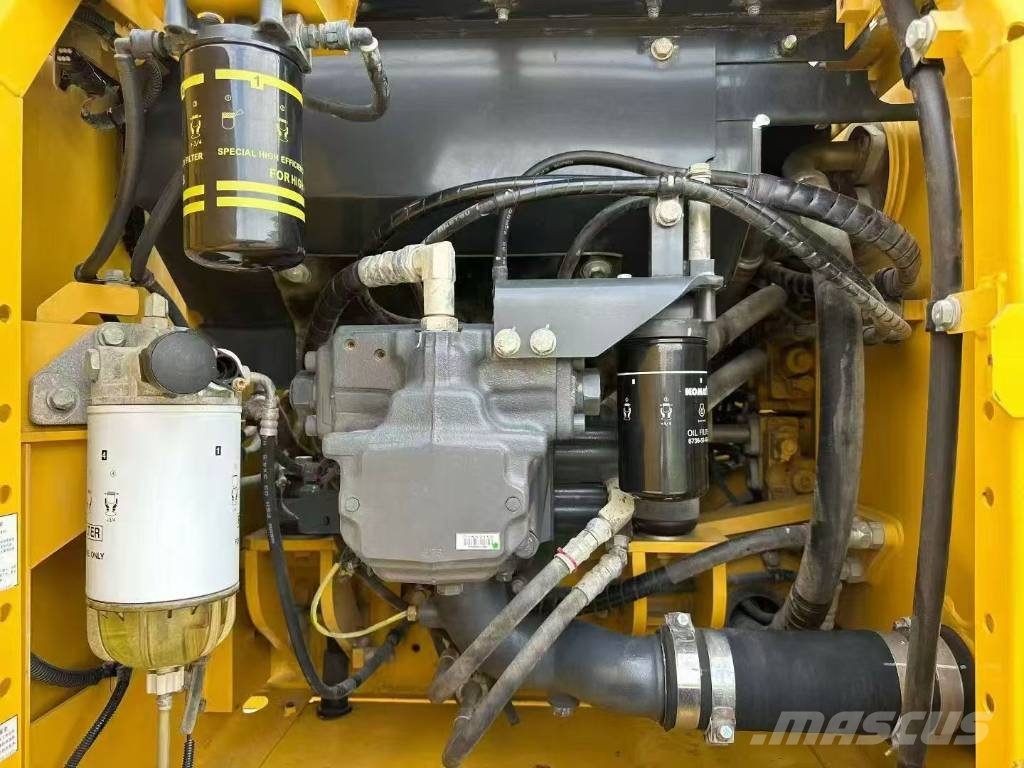 Komatsu PC200 履帶式 挖土機/掘鑿機/挖掘機