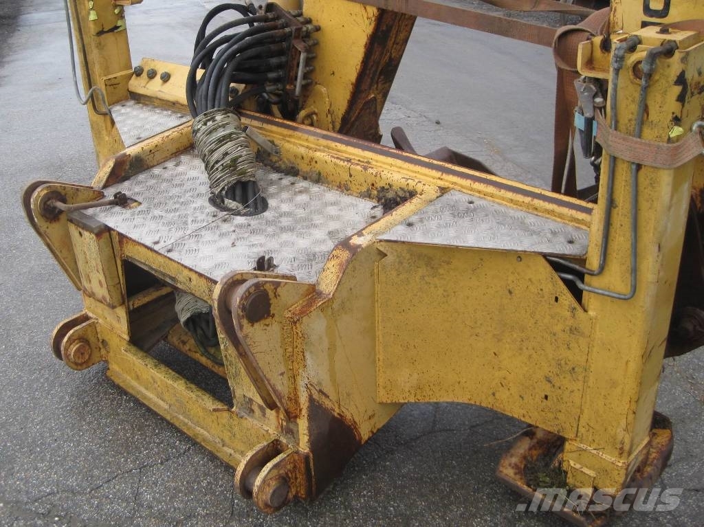 XTRA-VATOR Heckbaggeranbau Other components
