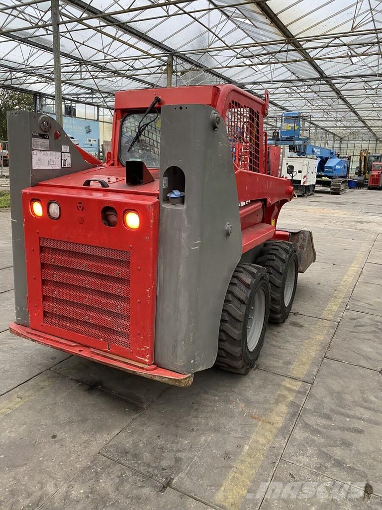 Gehl R150 Skid steer mini nakladalci