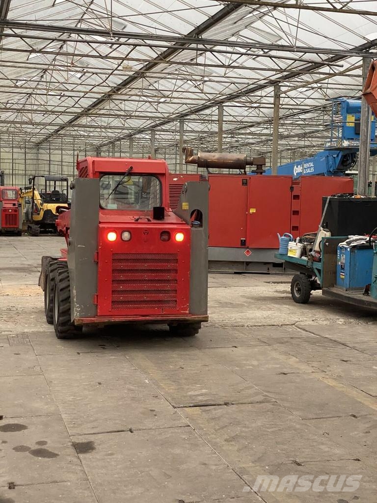 Gehl R150 Skid steer mini nakladalci
