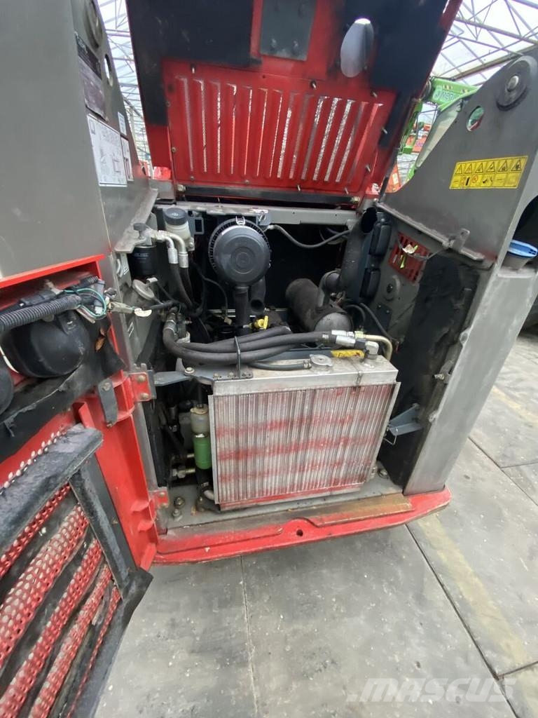 Gehl R150 Skid steer mini nakladalci