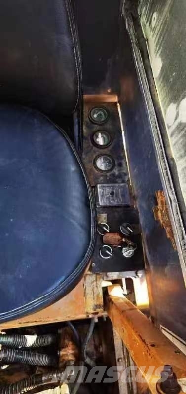CASE 1845 C Kompaktlader