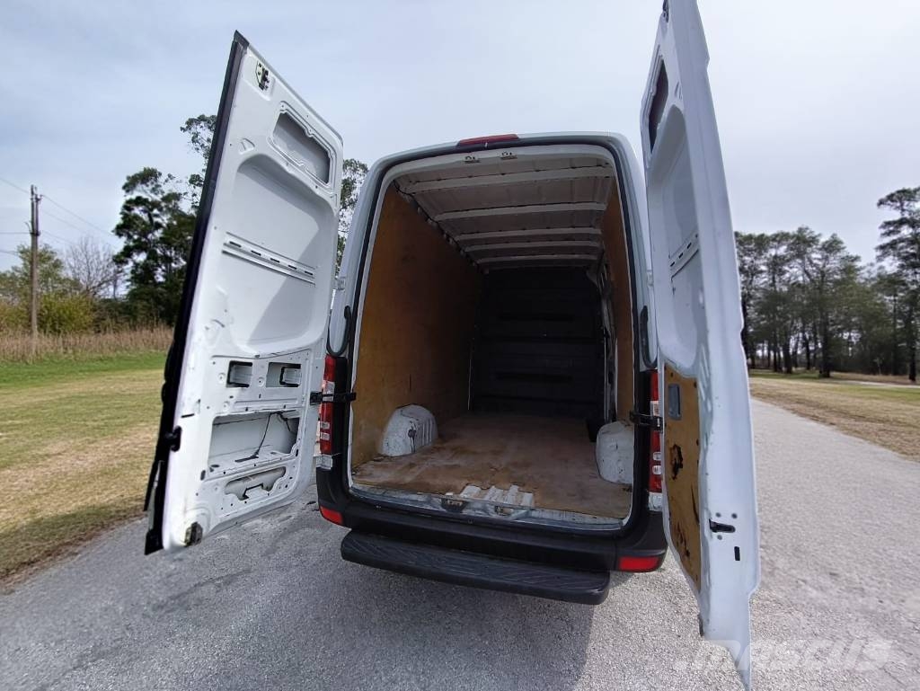 Mercedes-Benz Sprinter L2 H2 Carros