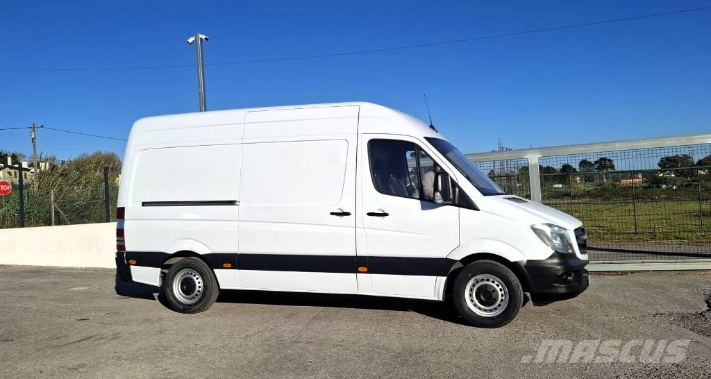 Mercedes-Benz Sprinter L2 H2 Carros