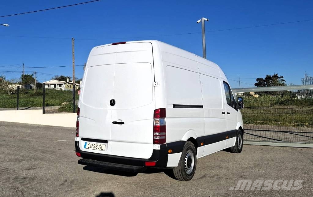 Mercedes-Benz Sprinter L2 H2 Carros