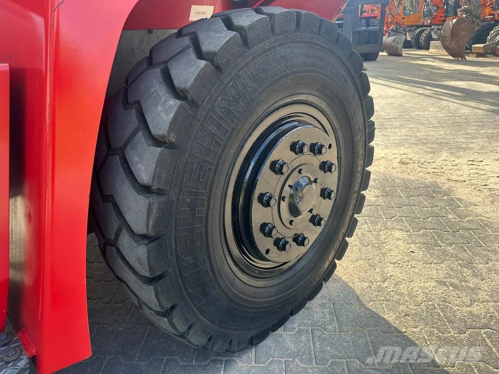 Kalmar DCE150-6 Diesel heftrucks