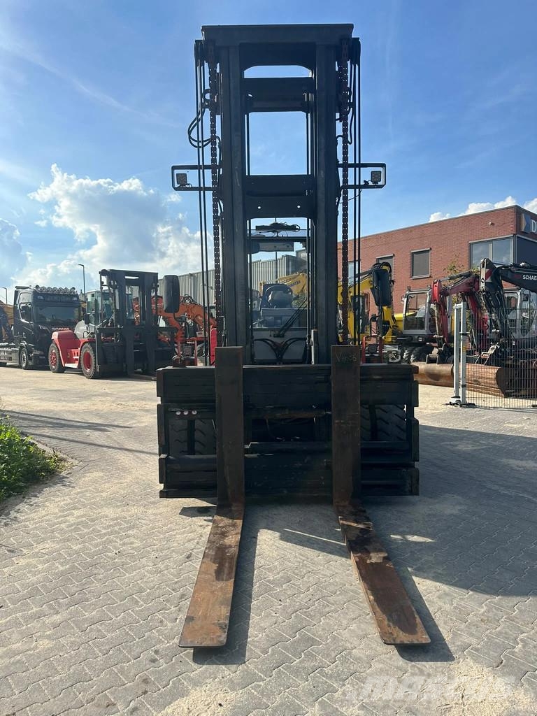 Kalmar DCE150-6 Diesel heftrucks
