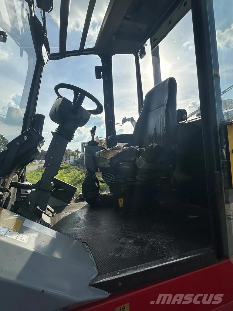 Kalmar DCE150-6 Diesel heftrucks