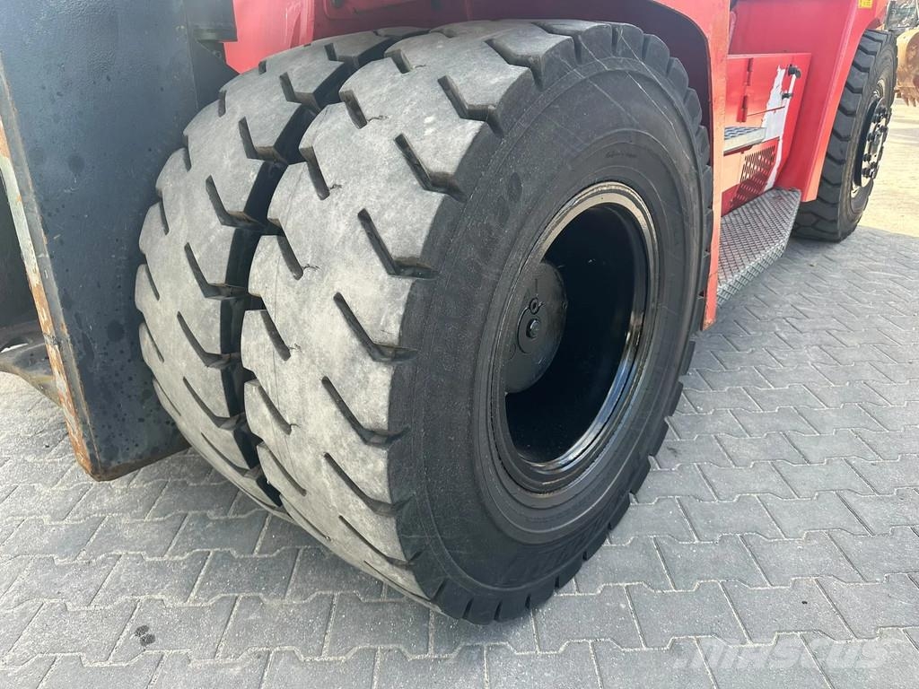 Kalmar DCE150-6 Diesel heftrucks