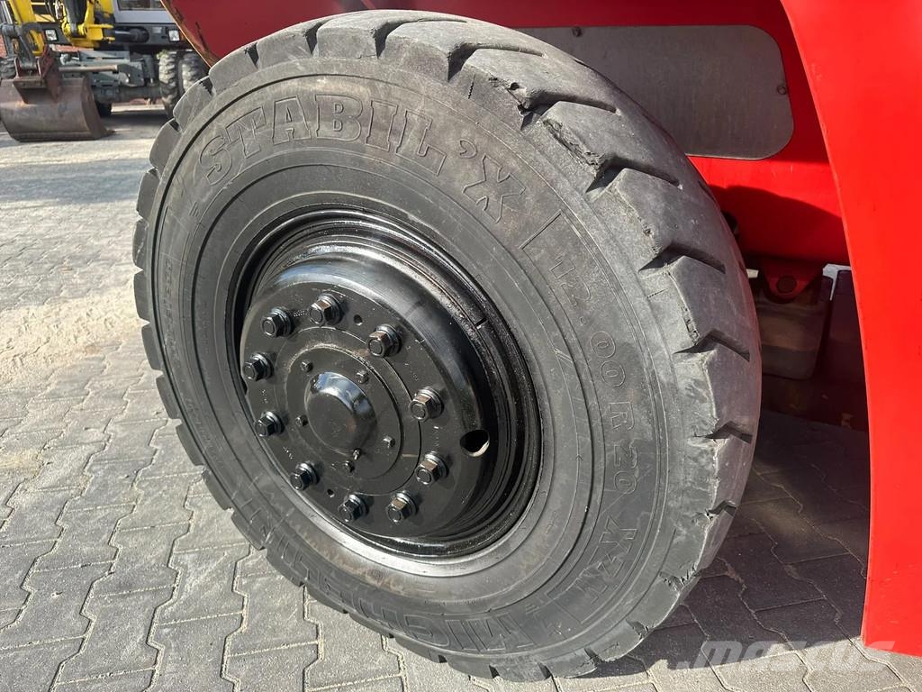 Kalmar DCE150-6 Diesel heftrucks