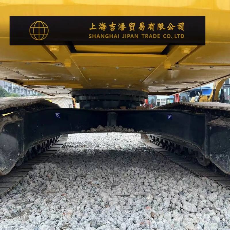 Komatsu PC 240 Kāpurķēžu ekskavatori