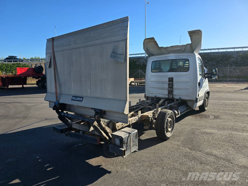 Iveco Daily 35 S15 Furgonetas cerradas