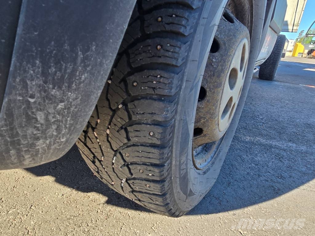 Iveco Daily 35 S15 Furgonetas cerradas